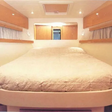 Hotel en barco Marine - Mahoganny Ii Porto Vecchio